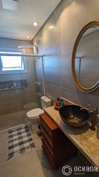 CASA COM PÉ DIREITO ALTO COM 06 ANOS DE CONSTRUÇÃO!: 20ª foto da galeria de imagens do imóvel