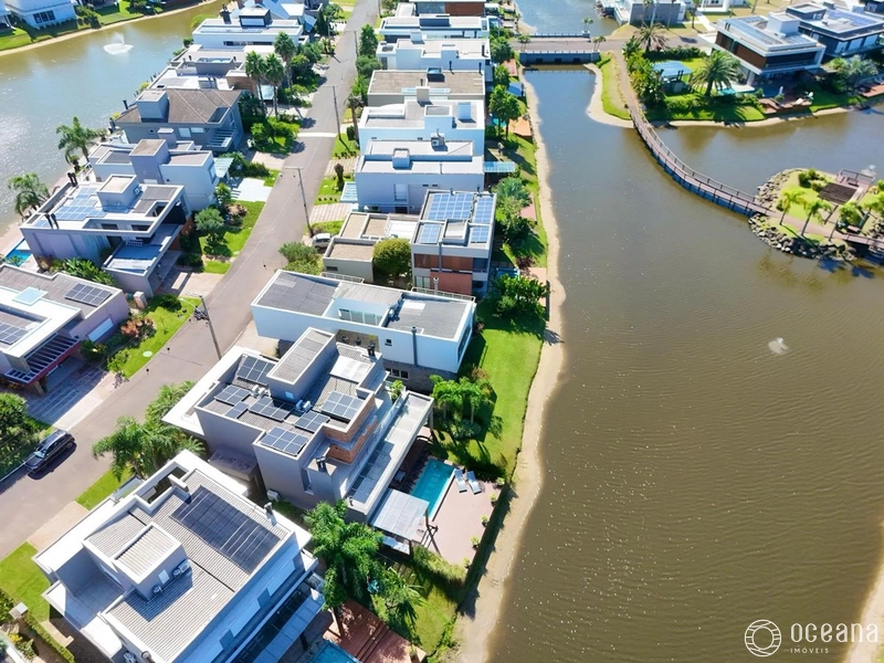 MELHOR CASA BEIRA LAGO DO CONDOMÍNIO FECHADO: 27ª foto da galeria de imagens do imóvel