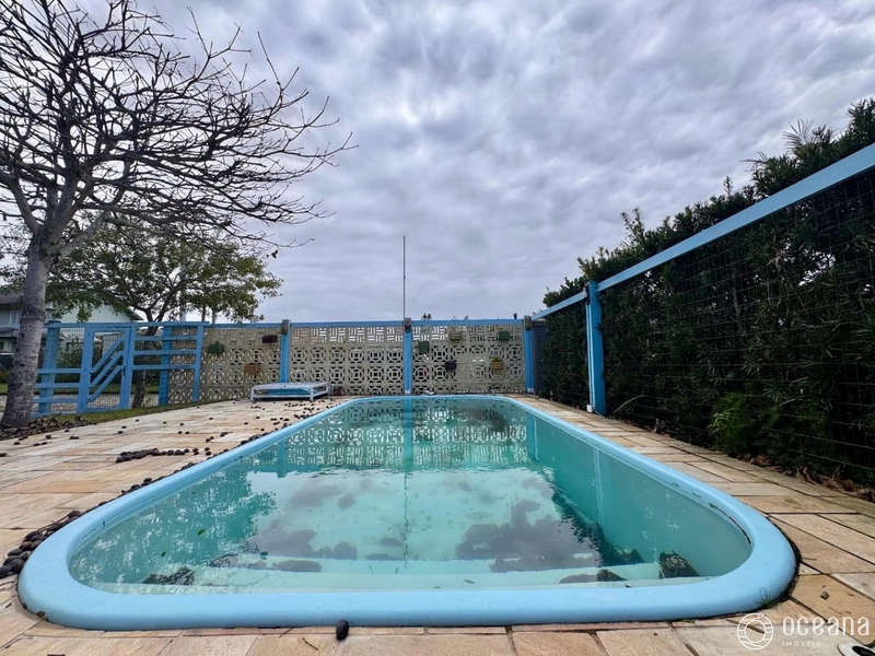 Casa de 03 dormitórios à 50m do mar: 3ª foto da galeria de imagens do imóvel