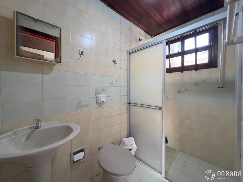 Casa à Venda no Centro de Xangri-Lá: 29ª foto da galeria de imagens do imóvel