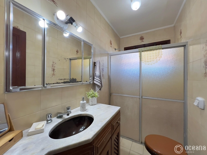 Casa à Venda no Centro de Xangri-Lá: 28ª foto da galeria de imagens do imóvel