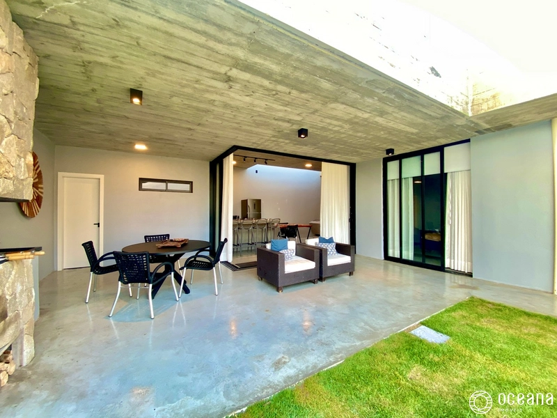 Casa recém-construída no bairro Arpoador: 6ª foto da galeria de imagens do imóvel