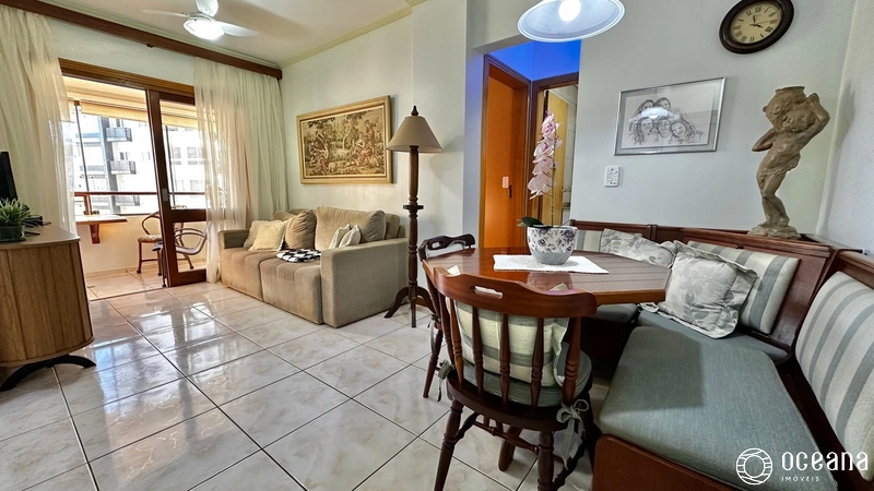 01 Dormitório com 02 Sacadas e Vista Liberada Oeste/Sul - Sol da Tarde: 3ª foto da galeria de imagens do imóvel