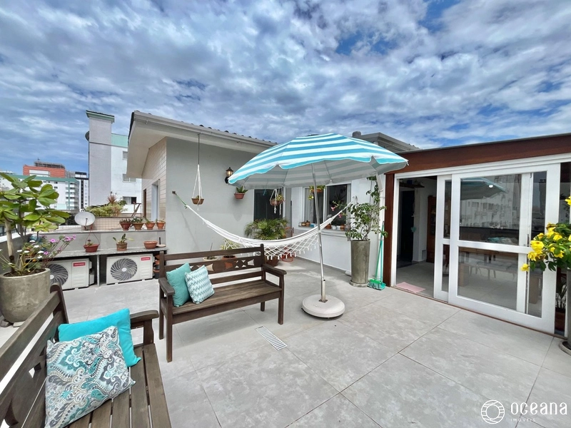 Cobertura Duplex Mobiliada e Decorada no Centro