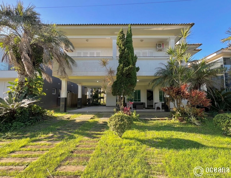 Casa em condomínio fechado com 05 dormitórios!: 1ª foto da galeria de imagens do imóvel