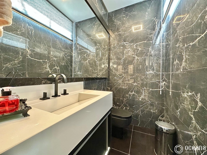 Casa de condomínio 4 suítes com 395m²: 28ª foto da galeria de imagens do imóvel