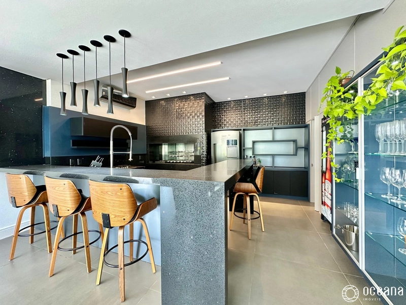 Casa de condomínio 4 suítes com 395m²: 6ª foto da galeria de imagens do imóvel