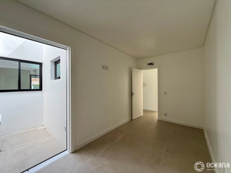 Casa nova 5 suíte no centro de capão da canoa: 4ª foto da galeria de imagens do imóvel