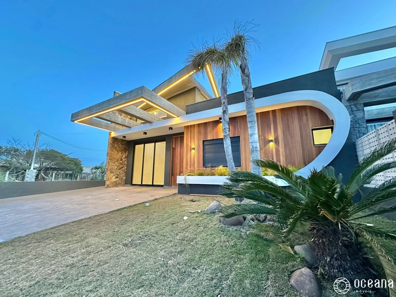 CASA NOVA 3 DORMITÓRIOS PRÓXIMA AO MAR: 1ª foto da galeria de imagens do imóvel