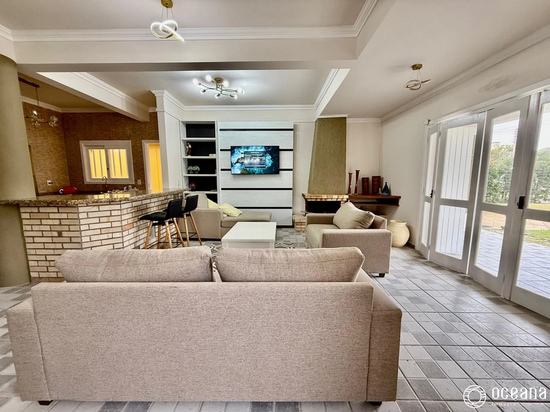 CASA EM XANGRI-LÁ COMPOSTA POR 07 DORMITÓRIOS: 3ª foto da galeria de imagens do imóvel