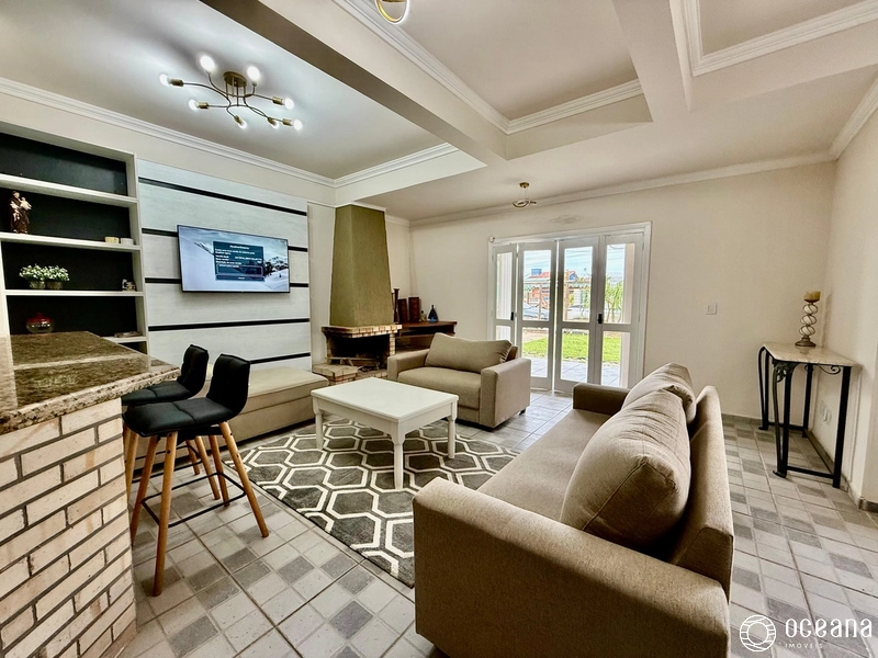 CASA EM XANGRI-LÁ COMPOSTA POR 07 DORMITÓRIOS: 2ª foto da galeria de imagens do imóvel