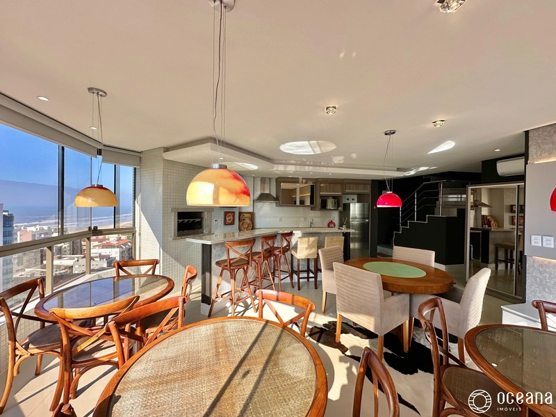 COBERTURA CINEMATOGRÁFICA COM VISTA PARA O MAR!: 41ª foto da galeria de imagens do imóvel