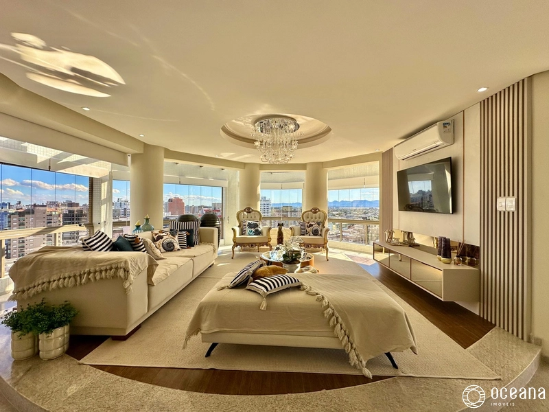 COBERTURA CINEMATOGRÁFICA COM VISTA PARA O MAR!: 1ª foto da galeria de imagens do imóvel