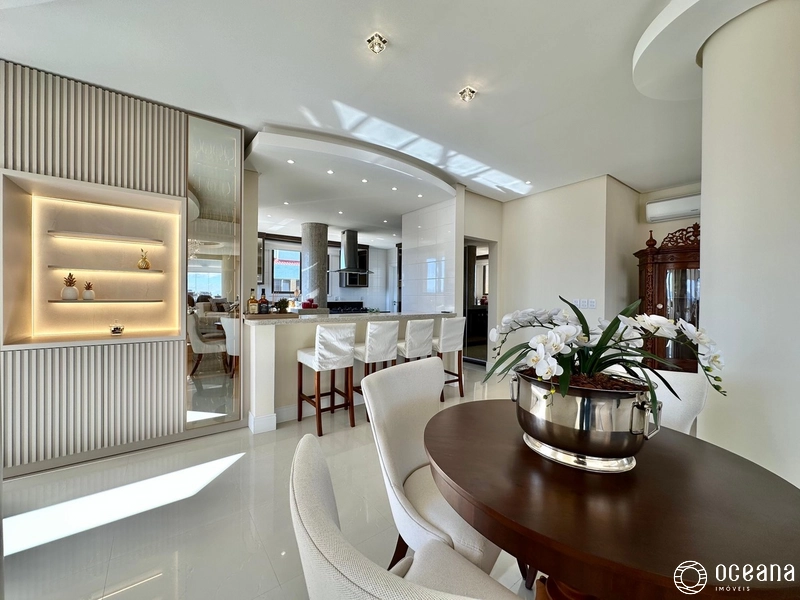 COBERTURA CINEMATOGRÁFICA COM VISTA PARA O MAR!: 8ª foto da galeria de imagens do imóvel