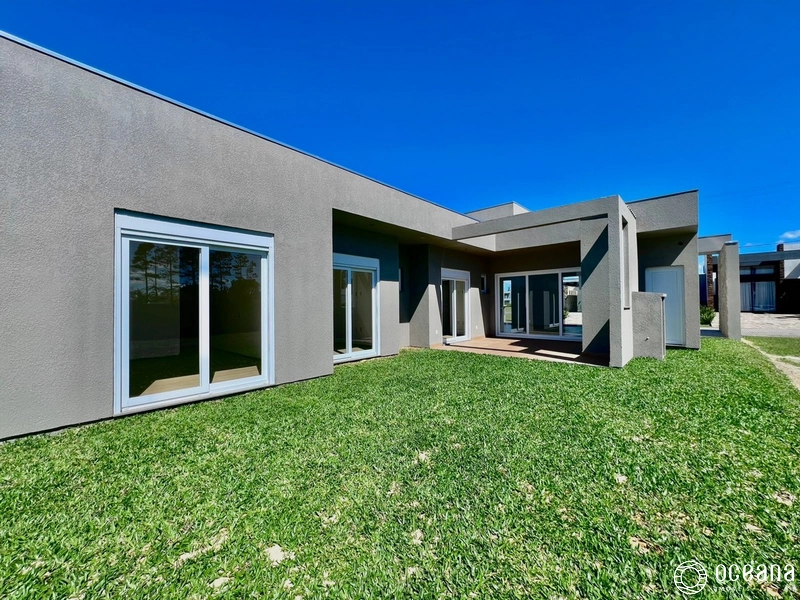 Casa em condomínio na praia com PRAZO DE 100X!: 4ª foto da galeria de imagens do imóvel