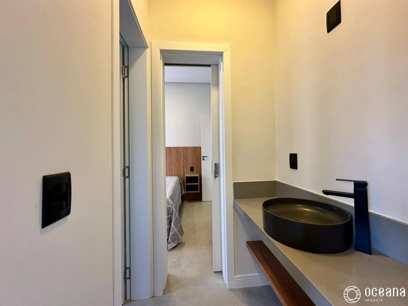 CASA NUNCA HABITADA DE ALTO PADRÃO A POUCOS METROS DO MAR!: 22ª foto da galeria de imagens do imóvel