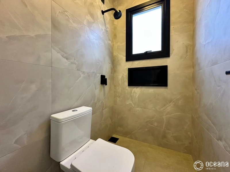 CASA NUNCA HABITADA DE ALTO PADRÃO A POUCOS METROS DO MAR!: 23ª foto da galeria de imagens do imóvel