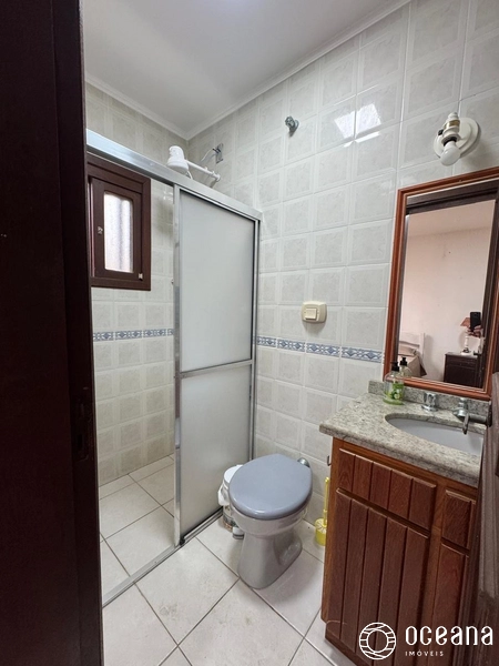 CASA COM 04 SUÍTES E ANEXO NOS FUNDOS: 11ª foto da galeria de imagens do imóvel