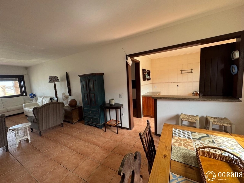 CASA COM 04 SUÍTES E ANEXO NOS FUNDOS: 8ª foto da galeria de imagens do imóvel