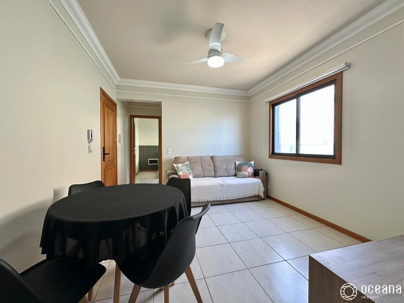 APARTAMENTO À VENDA DE 01 DORMITÓRIO LATERAL NORTE EM CAPÃO DA CANOA!: 2ª foto da galeria de imagens do imóvel