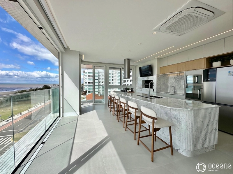 APARTAMENTO À VENDA COM VISTA FANTÁSTICA PARA O MAR!: 10ª foto da galeria de imagens do imóvel