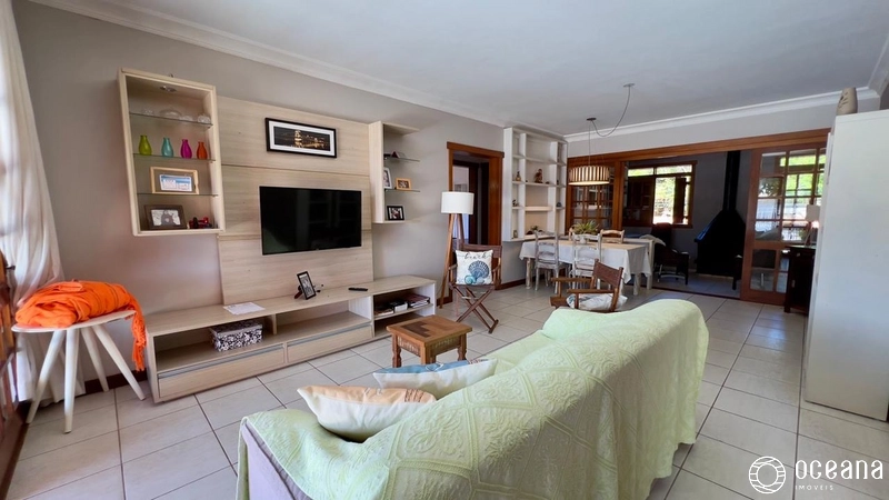 CASA MOBILIADA COM QUIOSQUE E PISCINA AQUECIDA: 5ª foto da galeria de imagens do imóvel