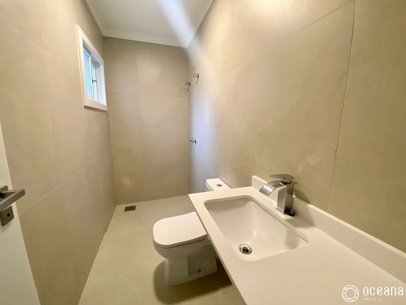 CASA TÉRREA NO CENTRO DE XANGRI-LÁ, FRENTE LESTE, DIVISA COM ATLÂNTIDA: 11ª foto da galeria de imagens do imóvel