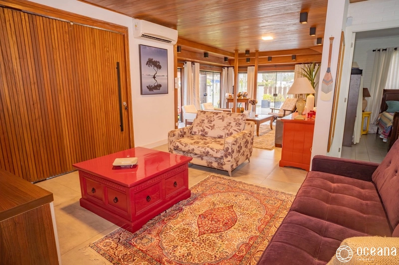 Casa de esquina na praia do Arpoador/Xangrilá!: 6ª foto da galeria de imagens do imóvel