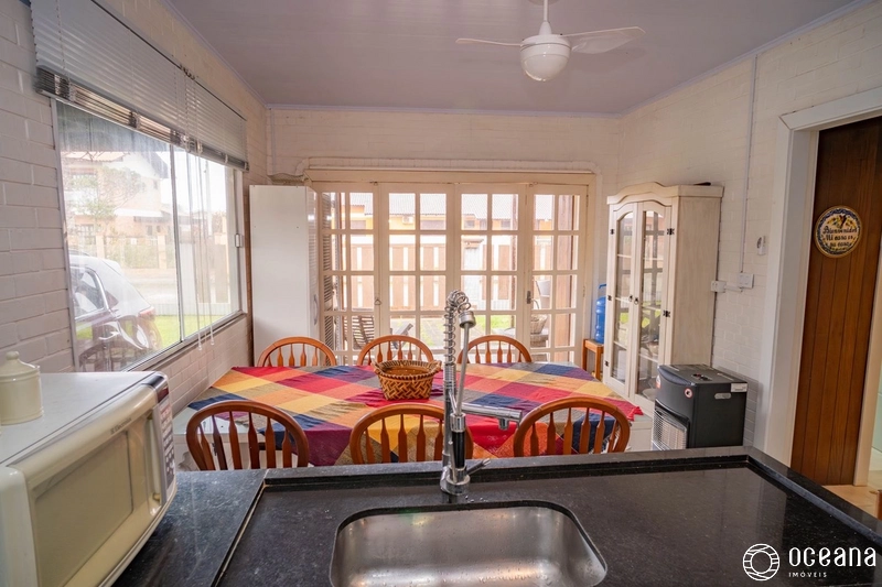 Casa de esquina na praia do Arpoador/Xangrilá!: 8ª foto da galeria de imagens do imóvel