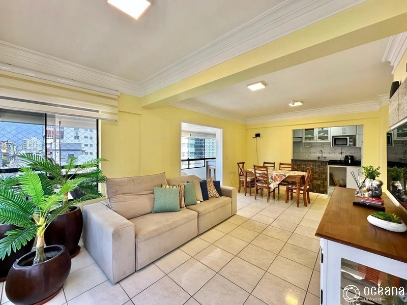 APARTAMENTO DE 03 DORMITÓRIOS COM SACADA DE FRENTE!