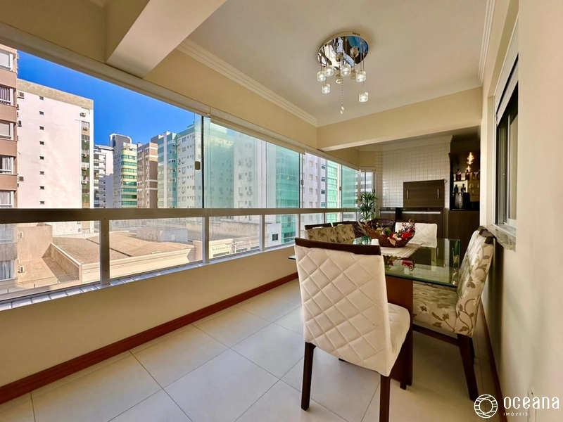 APARTAMENTO DE 02 DORMITÓRIOS COM AMPLA SACADA: 3ª foto da galeria de imagens do imóvel