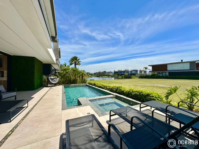 CASA DE ESQUINA MOBILIADA E DECORADA EM CONDOMÍNIO FECHADO: 26ª foto da galeria de imagens do imóvel