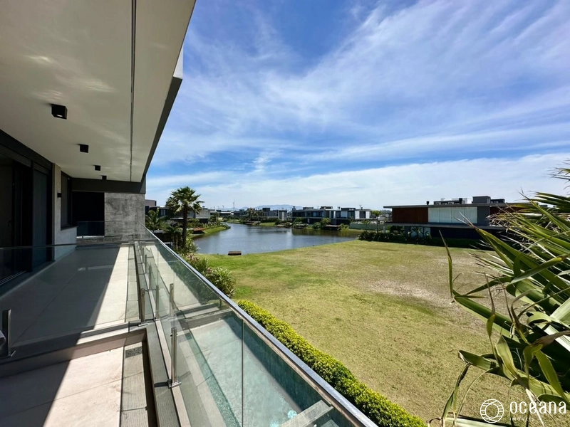 CASA DE ESQUINA MOBILIADA E DECORADA EM CONDOMÍNIO FECHADO: 36ª foto da galeria de imagens do imóvel