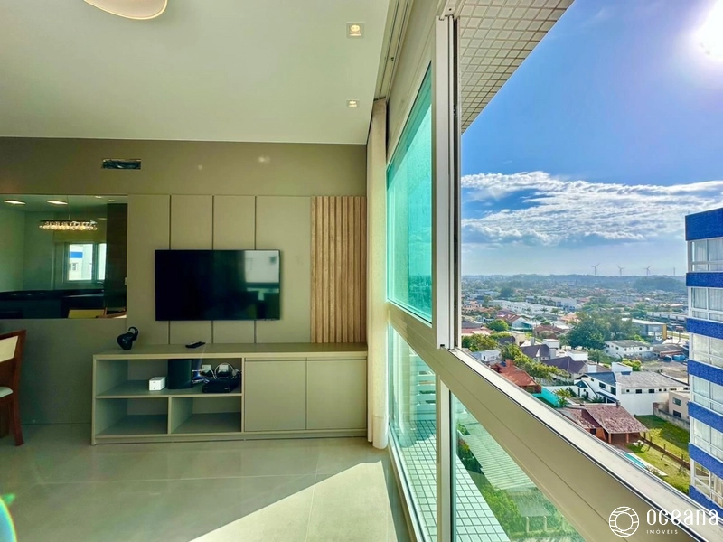 APARTAMENTO DE 02 DORMITÓRIOS COM SACADA DE FRENTE