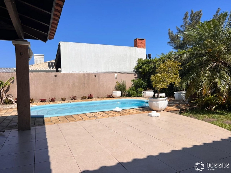 CASA DE 03 DORMITÓRIOS EM XANGRI-LÁ: 28ª foto da galeria de imagens do imóvel