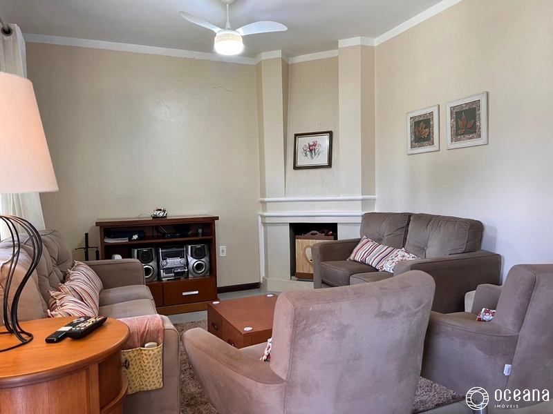 CASA DE 03 DORMITÓRIOS EM XANGRI-LÁ: 7ª foto da galeria de imagens do imóvel