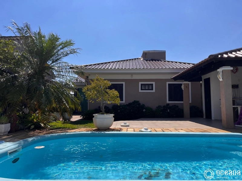 CASA DE 03 DORMITÓRIOS EM XANGRI-LÁ: 4ª foto da galeria de imagens do imóvel