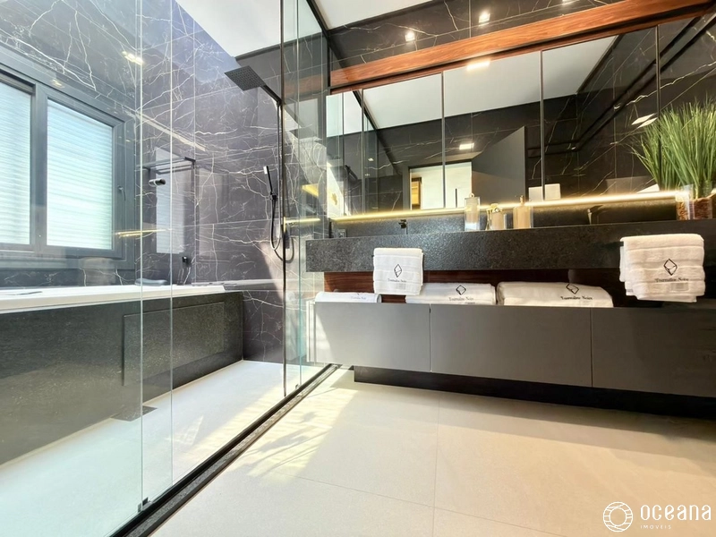 CASA EM CONDOMÍNIO FECHADO DE ESQUINA BEIRA LAGO!: 33ª foto da galeria de imagens do imóvel