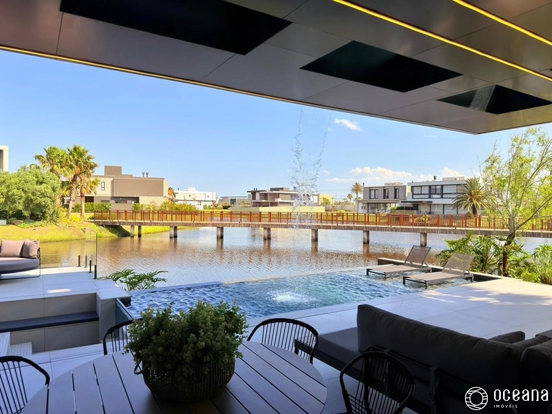 CASA EM CONDOMÍNIO FECHADO DE ESQUINA BEIRA LAGO!: 28ª foto da galeria de imagens do imóvel