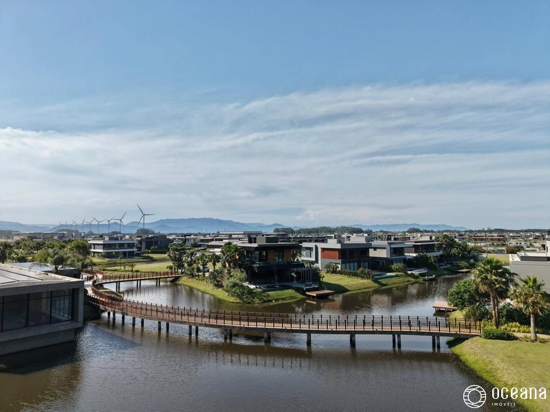 CASA EM CONDOMÍNIO FECHADO DE ESQUINA BEIRA LAGO!: 57ª foto da galeria de imagens do imóvel