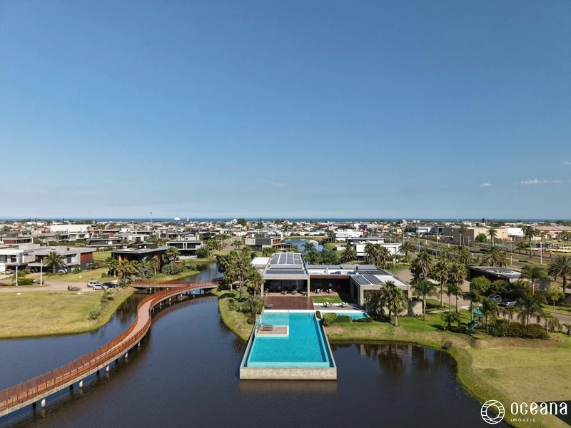CASA EM CONDOMÍNIO FECHADO DE ESQUINA BEIRA LAGO!: 55ª foto da galeria de imagens do imóvel
