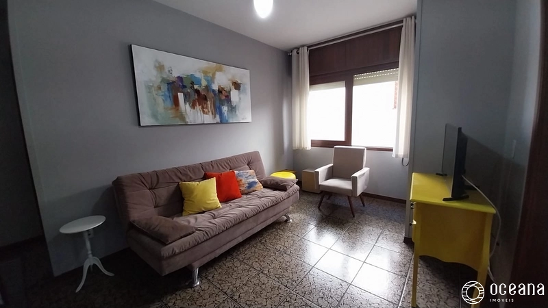 APARTAMENTO MOBILIADO DE 01 DORMITÓRIO A 03 QUADRAS DO MAR!