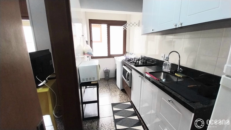 APARTAMENTO MOBILIADO DE 01 DORMITÓRIO A 03 QUADRAS DO MAR!: 5ª foto da galeria de imagens do imóvel