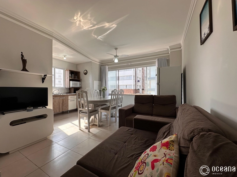 APARTAMENTO MOBILIADO COM SACADA DE FRENTE DE 02 DORMITÓRIOS!