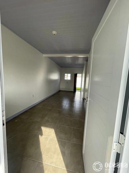 CASA DE 02 DORMITÓRIOS EM CAPÃO NOVO!: 3ª foto da galeria de imagens do imóvel