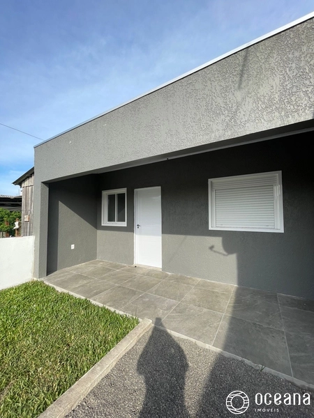 CASA DE 02 DORMITÓRIOS EM CAPÃO NOVO!: 1ª foto da galeria de imagens do imóvel