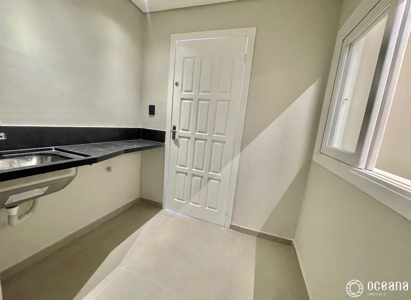 EXCELENTE CASA DE 03 DORMITÓRIOS LOCALIZADA NO CENTRO DE XANGRI-LÁ: 13ª foto da galeria de imagens do imóvel