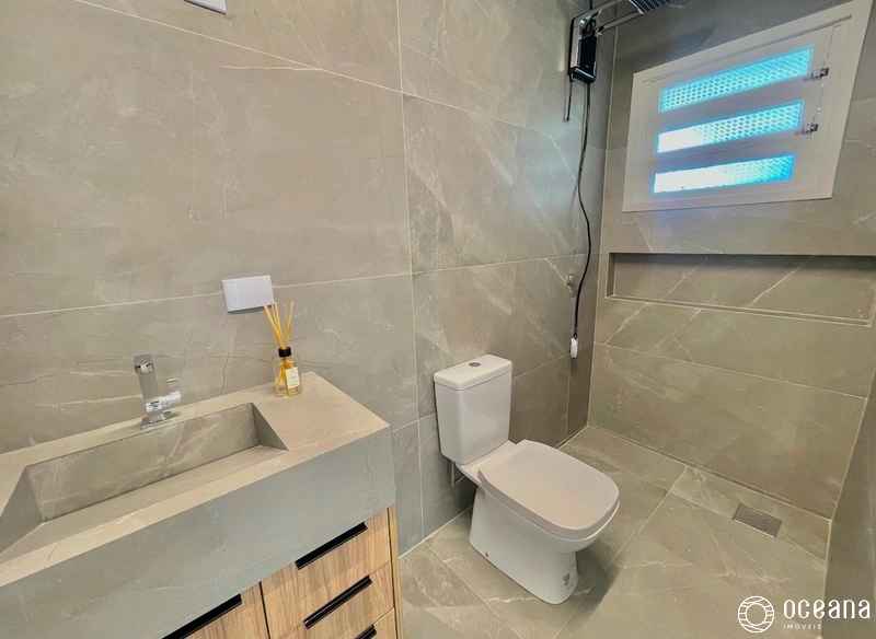 EXCELENTE CASA DE 03 DORMITÓRIOS LOCALIZADA NO CENTRO DE XANGRI-LÁ: 12ª foto da galeria de imagens do imóvel