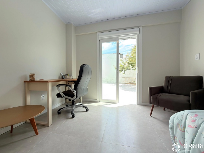 MELHOR NEGÓCIO EM CASA FORA DE CONDOMÍNIO APENAS 02 QUADRAS DO MAR!: 20ª foto da galeria de imagens do imóvel