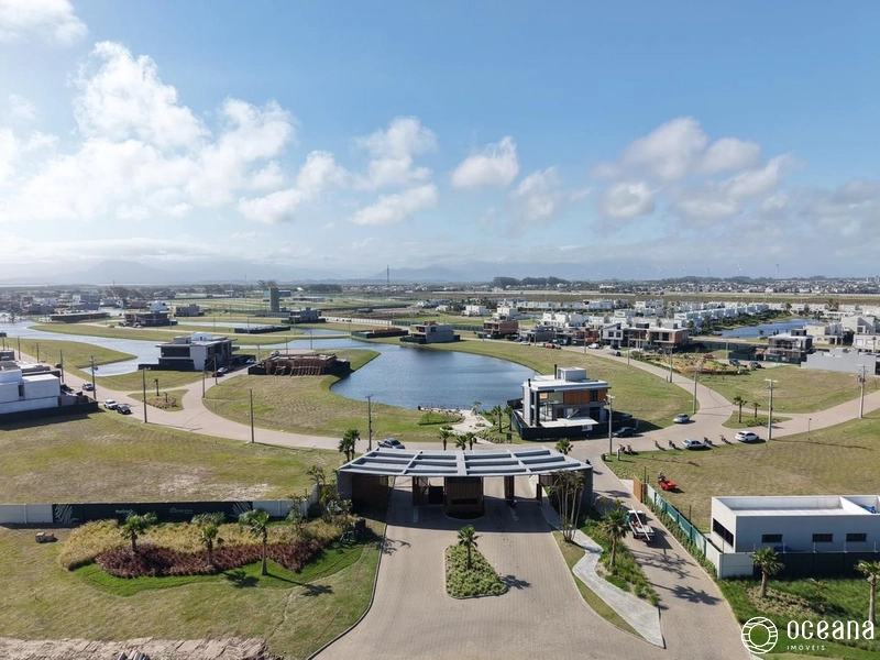 LOTE DE ESQUINA E FUNDOS LAGO À VENDA: 1ª foto da galeria de imagens do imóvel